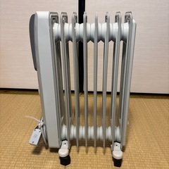 デロンギ　オイルヒーター　ペット、子どものいる家庭にの画像