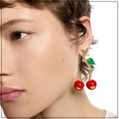 チェリーピアス存在感抜群、（送料込み）の画像