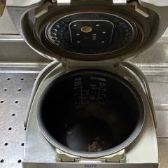  ECJ-LW10E6　サンヨー炊飯器　　の画像