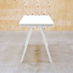 ≪zyt2542ジ限≫ 美品 IKEAのデスク 幅120cm 奥行60cm ホワイト　　TROTTEN/トロッテン/オフィス家具システム/机/中古家具/宮城県仙台市 071101-01の画像