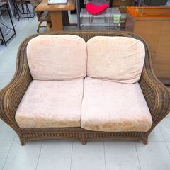 籐ソファー　2人掛け　リユース品　価格　16,500円の画像