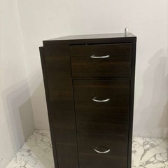 折りたたみネイルテーブルの画像