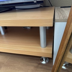 テレビボードの画像