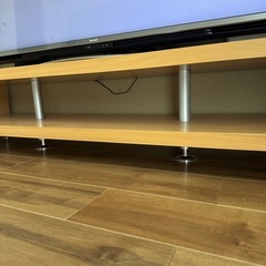 テレビボードの画像