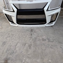 ハイエースナロー用フロントエアロバンパーの画像