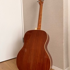 アコースティックギターの画像