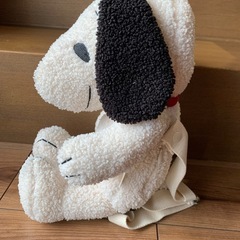 MARLMARLスヌーピーぬいぐるみ、リュック、転倒防止の画像