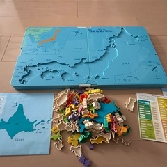 知育玩具　地図パズルの画像
