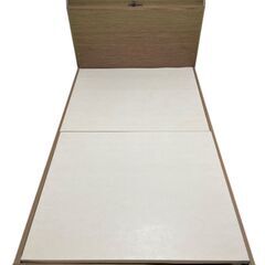 ニトリ セミダブル ベッドフレームの画像