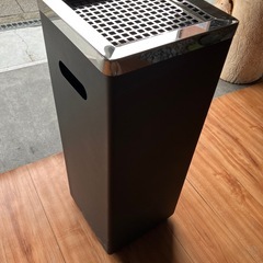 スタンド灰皿の画像