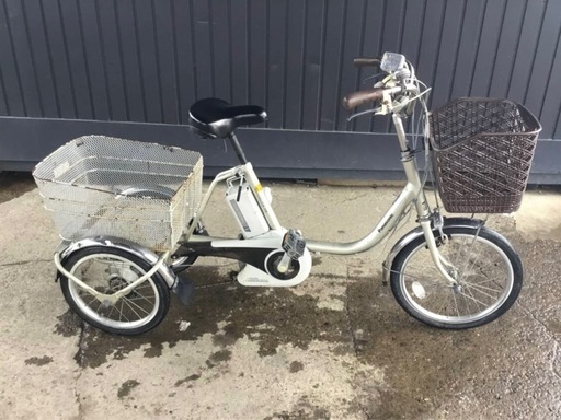 h-196△q 岐阜発/パナソニック/電動アシスト三輪自転車/スイングなし/3段変速/バッテリー6.6Ah/充電器なし/走行確認/現状品/管15s/R7.11/1 △