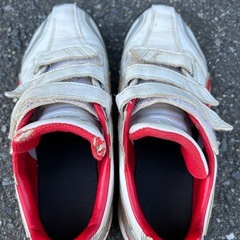 asics 24cm トレシューの画像