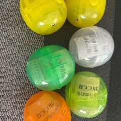 カラフルピーチ　ガチャガチャの画像