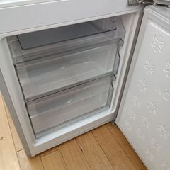 ★リユースのサカイつくば店★TK7218 ELSONIC 冷蔵庫 EH-R1482F 148L 19年製 動作確認／クリーニング済み　【リユースのサカイつくば店】 の画像