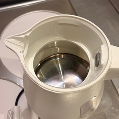 電気ポットの画像