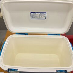 ★リユースのサカイ千葉中央店★  クーラーボックス 青系 H36×D33×W55 クリーニング済み TC5301の画像