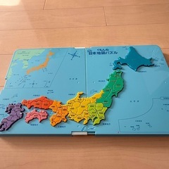 知育玩具　地図パズルの画像