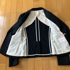 エヌライン　リクルートスーツ上下　の画像