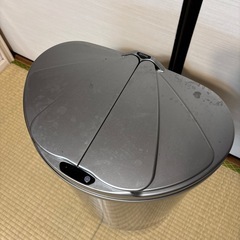 自動開閉ゴミ箱　45Ｌの画像