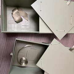 van cleef arpelsギフト箱　2点の画像