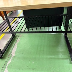 【ドリーム川西店限定】☆ジモティー見たよ割引☆ ラック付ダイニングテーブル  クリーニング済み 【2125560000035270】の画像