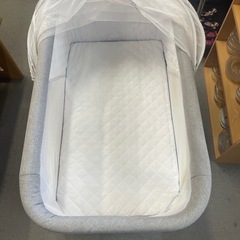 ヤトミ　YATOMI リビングベッド 2in1 折り畳みベビーベッドの画像