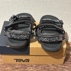 Teva テバ サンダル ブラック系 15cmの画像