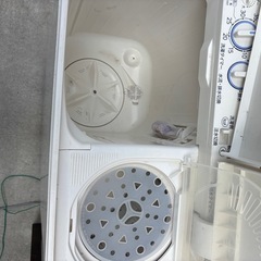 二層式洗濯機の画像