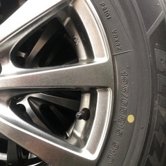 【お話し中】セレナ用　スタッドレスタイヤの画像