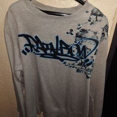 フリース　希望者には2枚目以降の冬服の上着もお付けできます。　他の有料商品とまとめて取引の場合、優先的に取引します。　11月24日に限り、別途料金なしで秋葉原駅、御茶ノ水駅、渋谷駅でも取引可能です。の画像