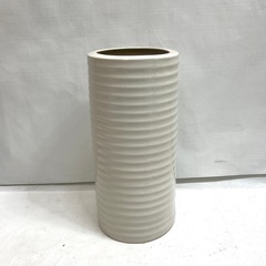 売り切りセール！ 陶器製 傘立て ホワイト 直径19.5cm 高さ42.5cm シンプル 傘置き　インテリア雑貨の画像