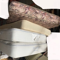 シングルマットレス　4つの画像