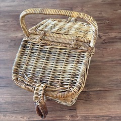 カゴ、バスケット
の画像