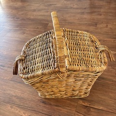 カゴ、バスケット
の画像