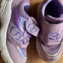 スニーカー 17の画像