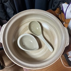 大きな土鍋の画像