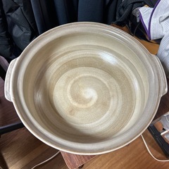 大きな土鍋の画像