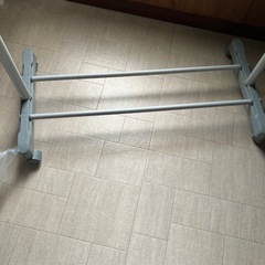 ハンガーラックの画像