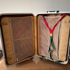 スーツケース　ベネトンの画像