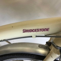 h-200△ q 岐阜発/ ブリジストン/ CALISIA/ 22インチ/ 自転車/ ママチャリ/ 変速なし/ 走行確認/ 現状品/ R7.5/1 △の画像