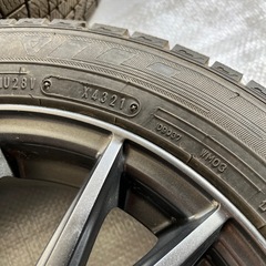 スタッドレスタイヤの画像