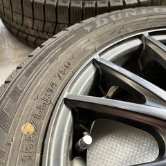 スタッドレスタイヤの画像