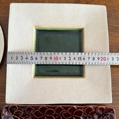 【食器】プレート４枚　訳ありの画像