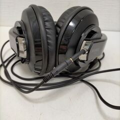  【美品】KAWAI SH-7 有線ヘッドホン　黒　電子ピアノ用　高遮音性 練習用 　スタイリッシュなデザイン　高音質を提供　 カワイ デジタルピアノに最適 変換プラグ付属 　251110-11Yの画像
