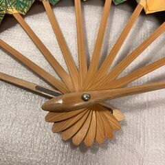 ④舞扇子　金背景に松の画像