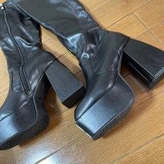 厚底ロングブーツ 
Mサイズの画像