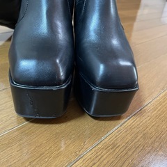 厚底ロングブーツ 
Mサイズの画像