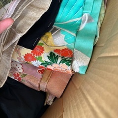 着物　帯　などダンボール3箱分の画像