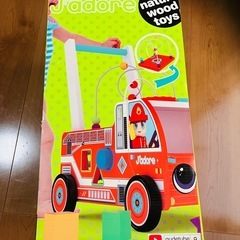 木製アクティビティウォーカー消防車の画像
