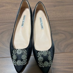 【美品】MANOLO BLAHNIK Hangisi マノロブラニク　ハンギシ　パンプス　フラットシューズ　38の画像